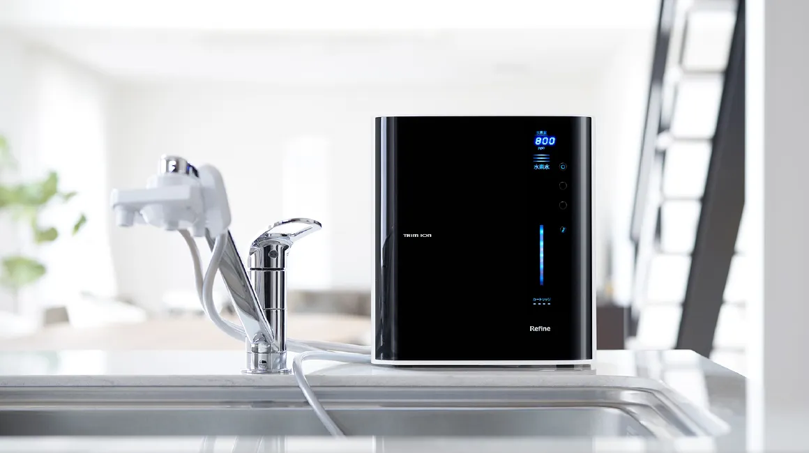 キッチンに設置した電解水素水整水器