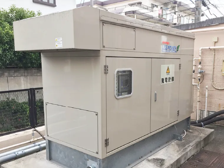 施設に設置した据え置き型の発電機